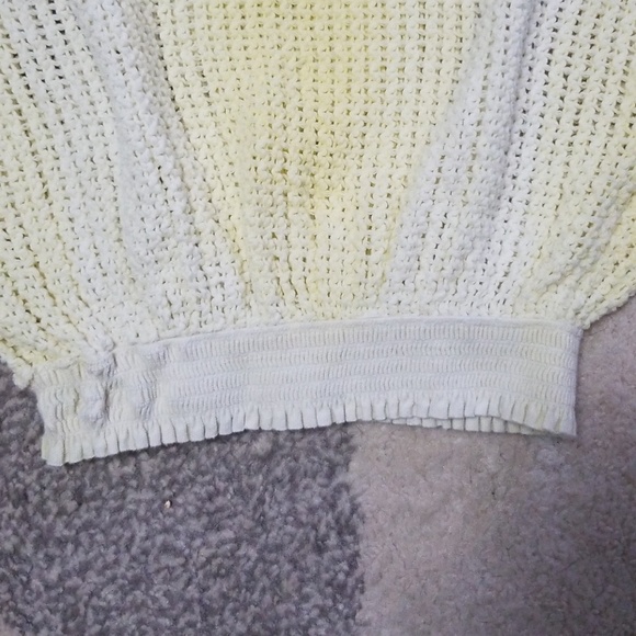 Vintage Crochet Top - fits like Size XXS - Picture 3 of 8